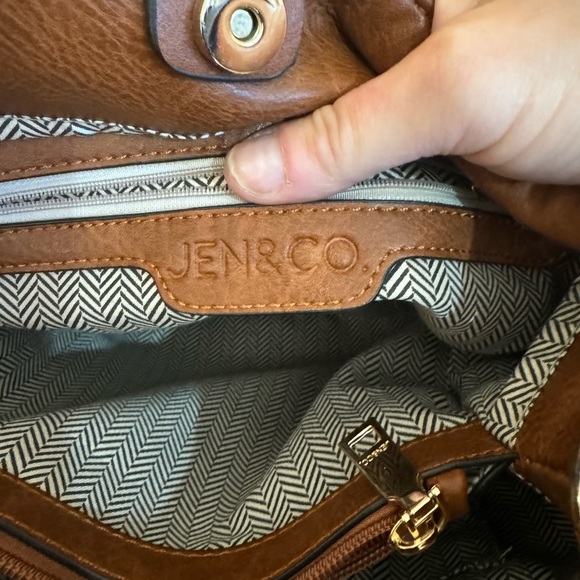 Jenn and Company tote - Picture 4 of 4